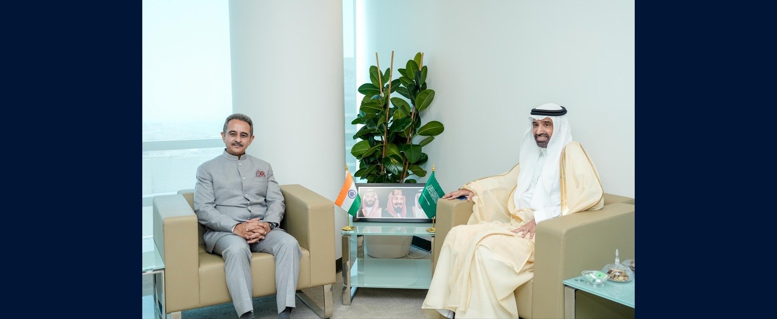 Hon’ble Minister of State for External Affairs, H.E. Shri Kirti Vardhan Singh met H.E. Eng. Ahmad bin Sulaiman Alrajhi, Minister of Human Resources and Social Development of the Kingdom of Saudi Arabia.