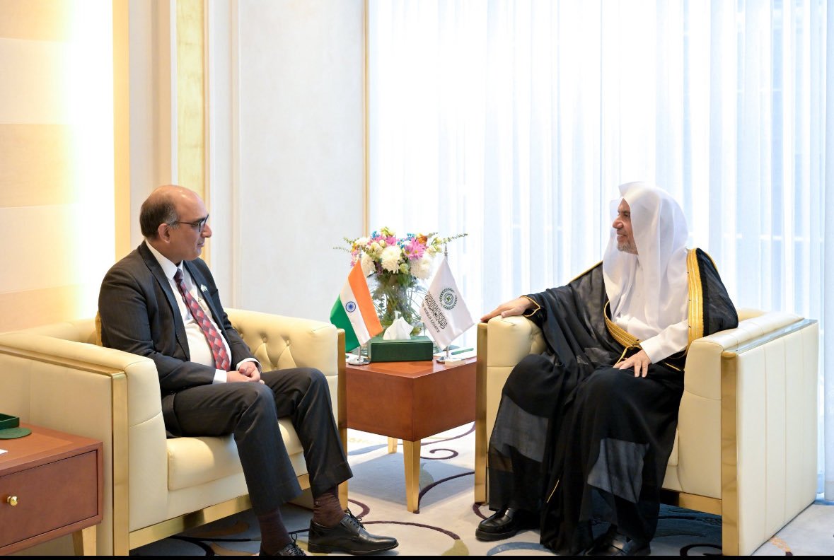 Ambassador Mr. Vipul met H.E. Sheikh Dr. Mohammed Al-Issa, Secretary-General, Muslim World League (MWL)