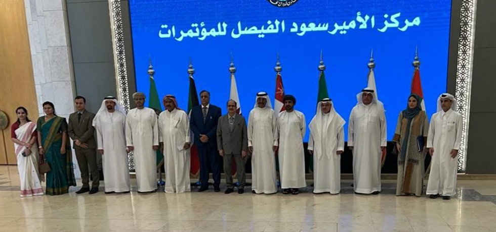 Secretary (CPV &OIA), Dr Ausaf Sayeed led the Indian delegation to the first India-GCC Senior Officers Meeting held at the Secretariate of GCC at Riyadh.