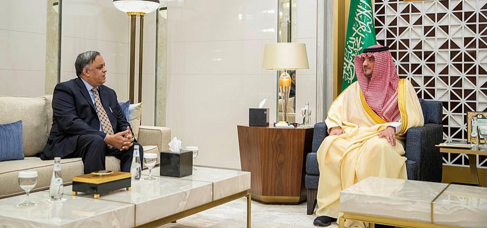 Ambassador Dr Suhel Ajaz Khan paid a courtesy call on Minister of Interior, HRH Prince Abdulaziz bin Saud bin Nayef bin Abdulaziz.